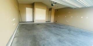 4 bed 2 bath home in Huning Ranch. Gallery 37