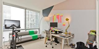 8 W Randolph Gallery 4