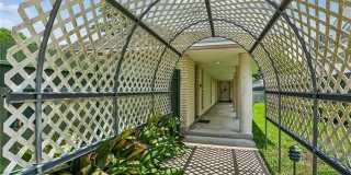 121 RIDGEWAY Drive 121 RIDGEWAY Drive Gallery 2