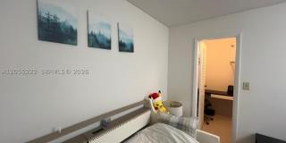 3100 W Rolling Hills Cir Gallery 5