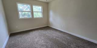3435 Kenwood Gallery 37