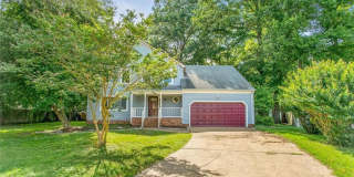 Large Home in Michael's Woods Gallery 1