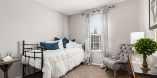 Lake Club at Polaris Gallery 7