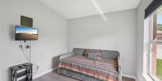 940 Belmont Street E Gallery 35