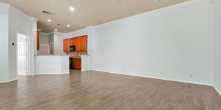Beautiful 3 bedroom townhome available for rent for ASAP move in!!!! Medical Center Area!!! Beautiful 3 bedroom townhome available for rent for ASAP move in!!!! Medical Center Area!!! Gallery 4