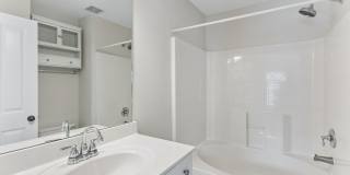 Beautifully maintained 3-bedroom, 2-bath townhome in Nashville’s highly desirable Lennox Village Beautifully maintained 3-bedroom, 2-bath townhome in Nashville’s highly desirable Lennox Village Gallery 26