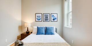 Sunny 1 bedroom/1 bath in Adams Morgan! Gallery 18