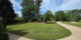 Charming 3 Bedroom Ranch Home in the Heart of Lawrenceville! Gallery 3