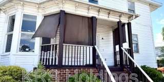 1701 Grace St Gallery 1