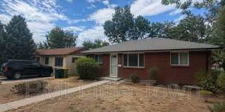 5561 South Cedar Street Gallery 1