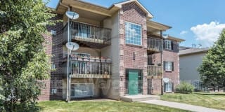 5924 Sutton Place Gallery 1