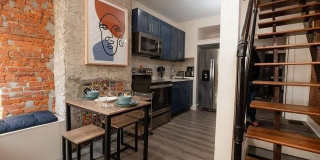 1915 N DARIEN STREET Gallery 1