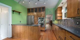 Craftsman Bungalow In Patty Jewett Neighborhood Gallery 9