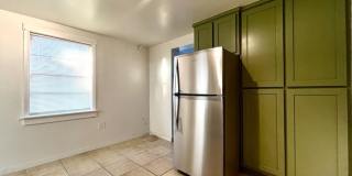 1203 MADELINE Drive unit: B Gallery 7