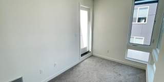 4 Star Green Built 2-Bedroom, 2-Bath + Den Townhome Gallery 14