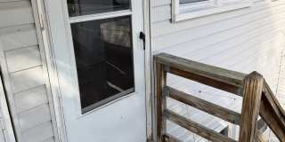 1607 Lasalle Avenue - 3 Gallery 7