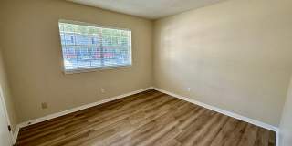 2 bedroom 1 bath unit for rent in Pensacola! Gallery 8