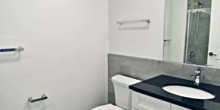 3833 N Broadway Gallery 204