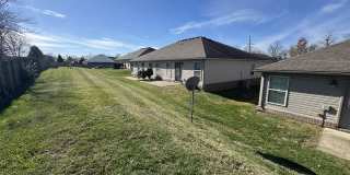 708 Chatham Court - 1 Gallery 28