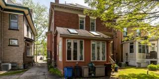 Stunning 5 Bedroom 2.5 Bathroom Home in Squirrel Hill Gallery 49