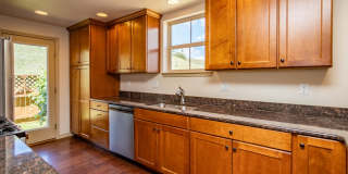 Mountain Shadows Gated Townhome with Mountain & Open Space Views!! Gallery 4