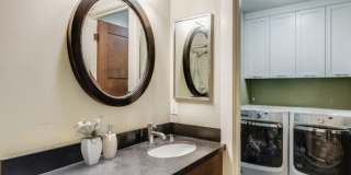 11 Park Avenue Gallery 8