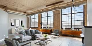 Incredible 2 Bedroom 2 Bath West Loop, Chicago Penthouse Condo for Lease (parking included) Gallery 3