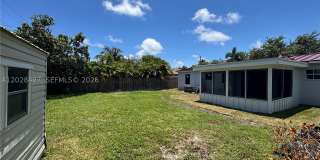 919 NE 4th Ct Gallery 22