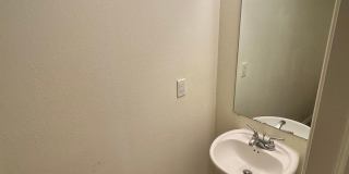 Spacious Townhome, Close to Fort Riley! Gallery 10