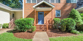 Freshly Updated 3 Bedroom Townhome in Williamsburg! Gallery 1