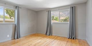 525 Monroe Boulevard Gallery 19