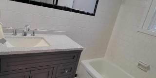 114 Huntington Boulevard Northeast - 1 Gallery 8