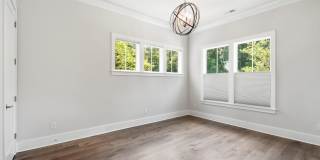 End-Unit Townhome with Private Rooftop Terrace in Myers Park!! Gallery 8