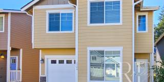 Effortless Elegance in Caldart Heights, Poulsbo Gallery 1