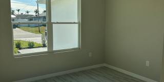 Beautiful 4/2 newer construction- coming soon Gallery 15