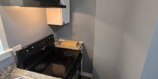 REMODELED 2 bedroom townhouse Gallery 6