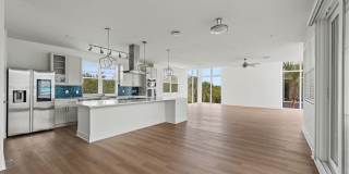 The Vivien Gallery 36