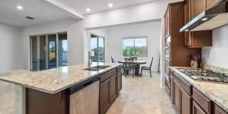 10623 N Iron Peak Drive Gallery 14