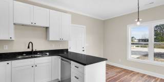 136 Macdonald Boulevard Gallery 6
