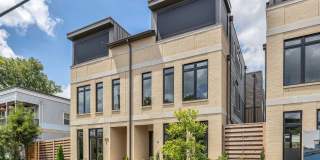 Stunning Salemtown Townhome With Fenced In Yard Stunning Salemtown Townhome With Fenced In Yard Gallery 3