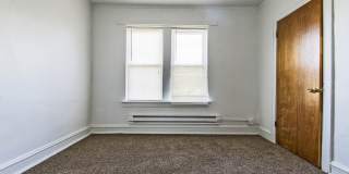 723-25 N Central Ave Gallery 6