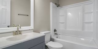 106 Alexander Boulevard - 1 Gallery 24