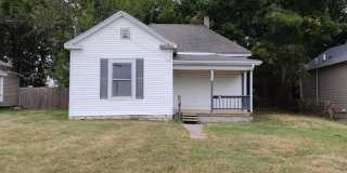 1/2 OFF MOVE IN AMOUNT! 1/2 OFF SECURITY! 2 Bed 1 Bath Home Gallery 19