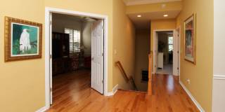 ** THE VINEYARDS SEASONAL ** 2 BED PLUS A DEN\2 BATH 2ND FLOOR COACH HOME READY FOR YOU ** VACATION READY HOME ** Gallery 45