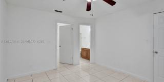 2866 S University Dr Gallery 16