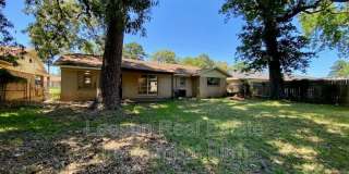 121 Tooke Dr. Gallery 18