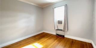 190 Washington Street Gallery 15