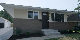 Renovated Spacious 4 Bedroom Home Available for Pre-Lease! Gallery 1