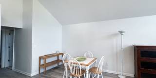 1088 E Broadway Gallery 5