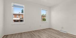 Lovely 3 Bedroom 2 Bathroom Rowhome for Rent Gallery 8